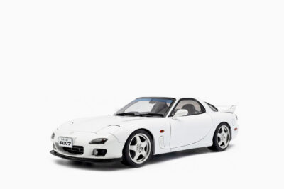 Mazda RX7 Type RS (FD3S) RHD (Right Hand Drive) 2001, White 1:18 by Solido