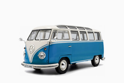Volkswagen T1 Samba Bus 1962, Baby Blue and White 1:18 by Solido