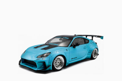 Toyota GR86 LBWK Body Kit RHD (Right Hand Drive) 2024, Baby Blue with Black Top 1:18 by Solido