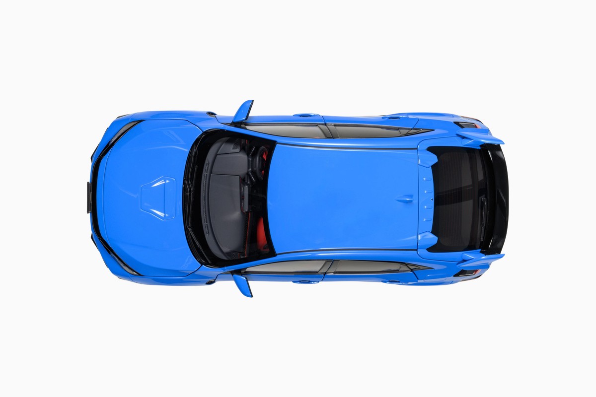 AUTOart 1/18 Honda Civic Type R (FK8) 2021 in Racing Blue Pearl, top view