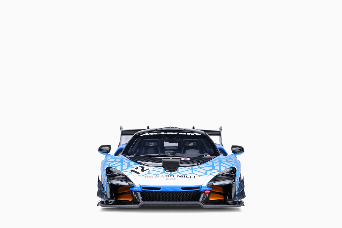 AUTOart 1/18 McLaren Senna GTR Presentation Car #12, front view