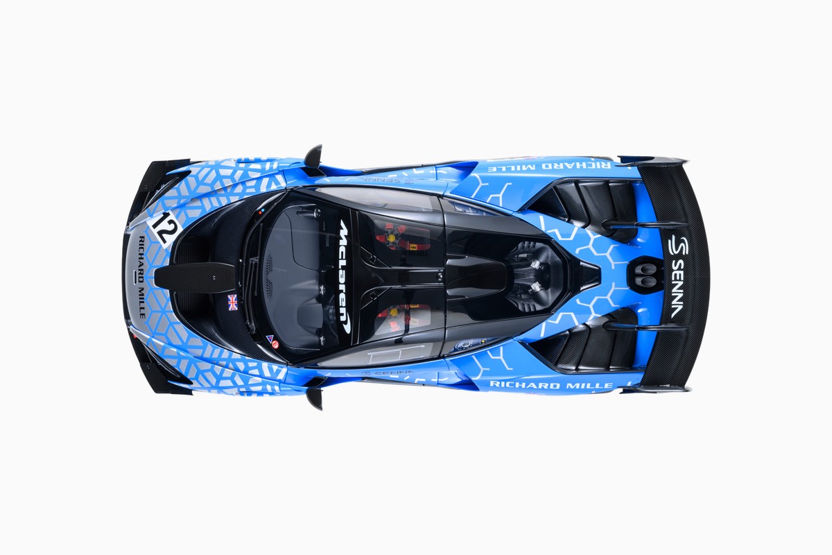 AUTOart 1/18 McLaren Senna GTR Presentation Car #12, top view